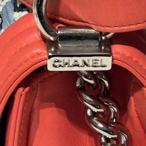 Chanel boy small tweet - Picture 5 of 12